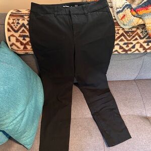 Old Navy Black Pixie Pants